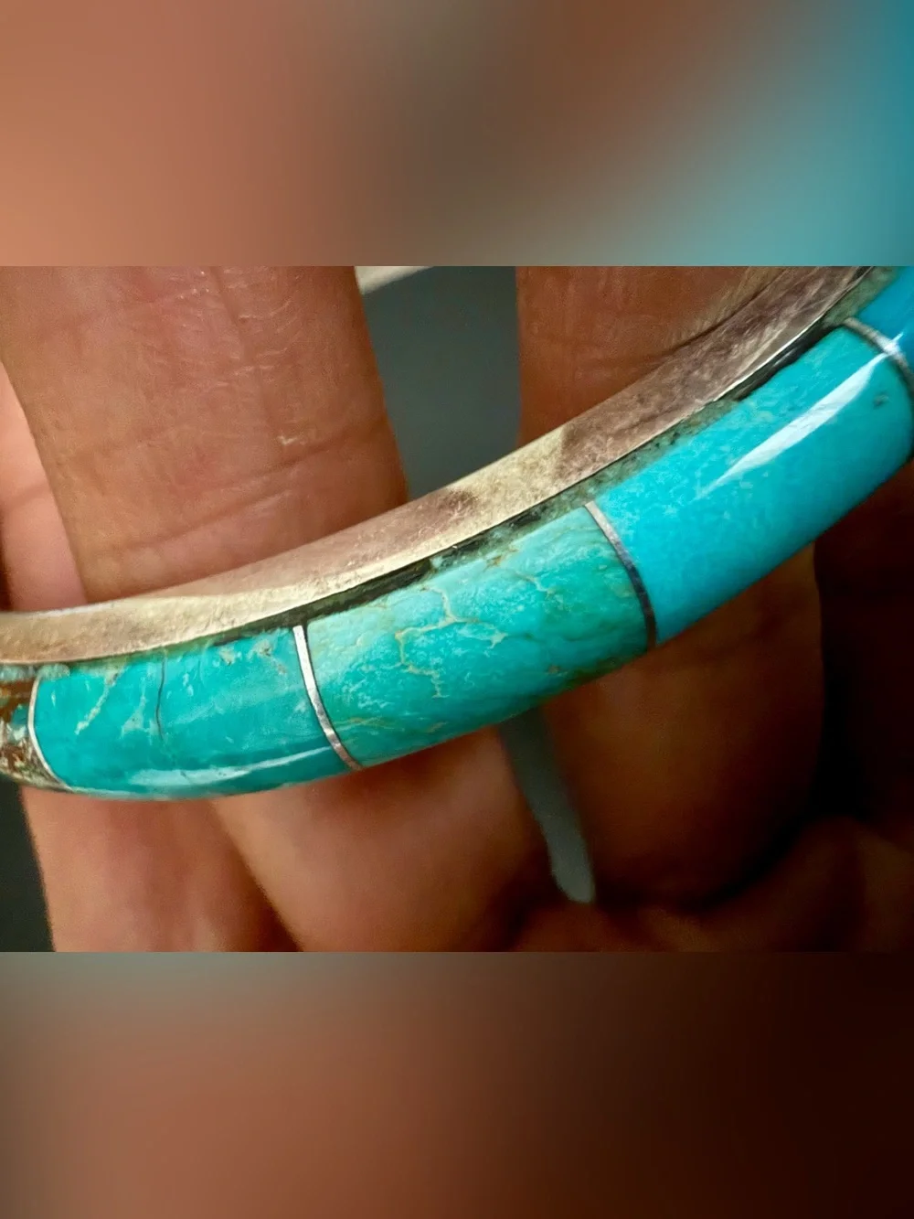 VINTAGE JAY KING (DTR) STERLING SILVER GENUINE TURQUOISE INLAY BANGLE BRACELET
